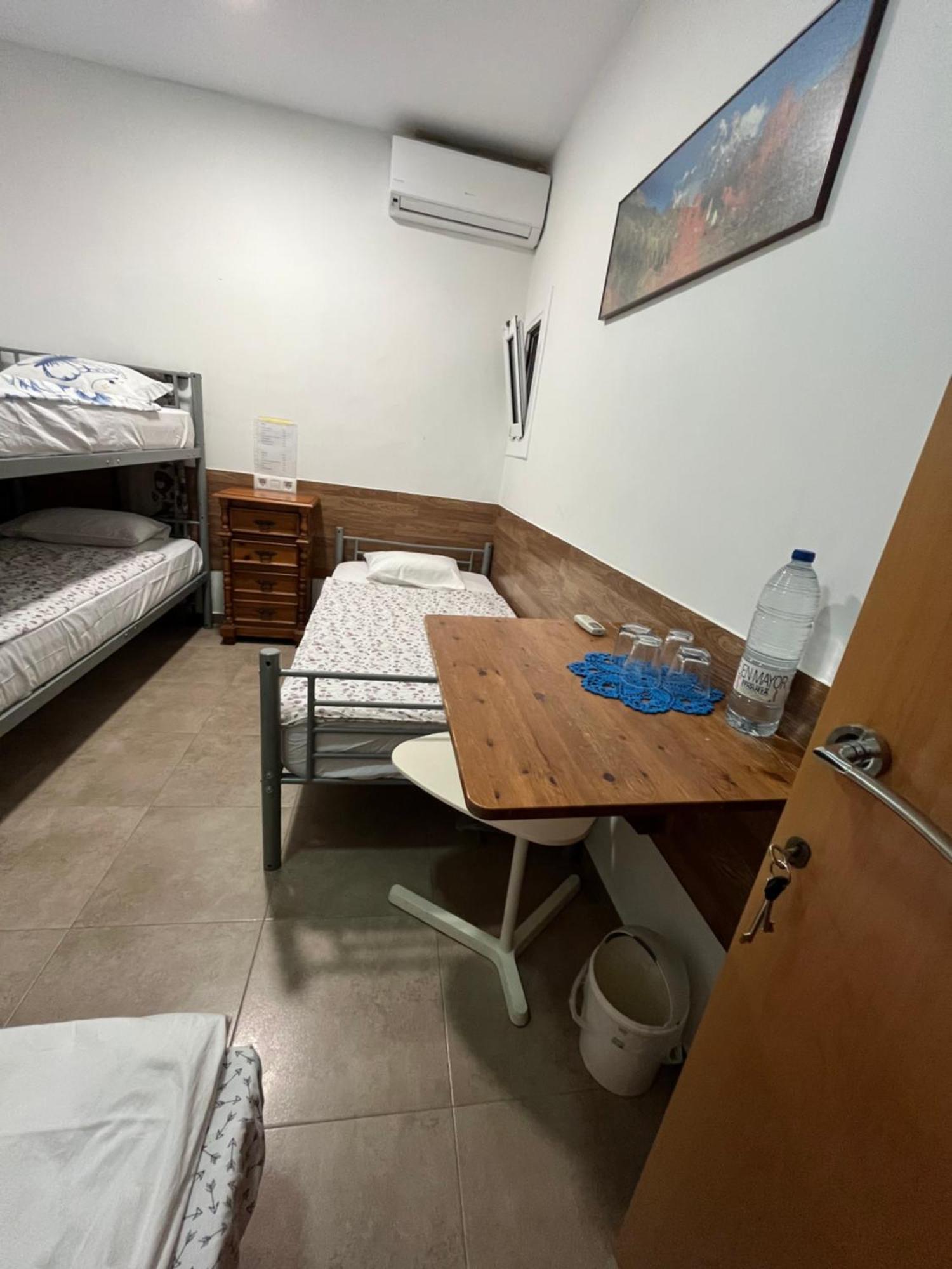 Cozy Room Next To El Prat Airport El Prat de Llobregat Dış mekan fotoğraf